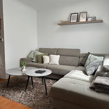 Vikendica Leko 別荘 Rudo Polje