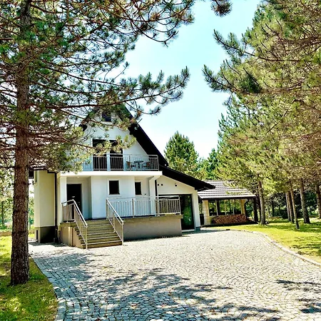 Casa de Férias Vikendica Leko Rudo Polje