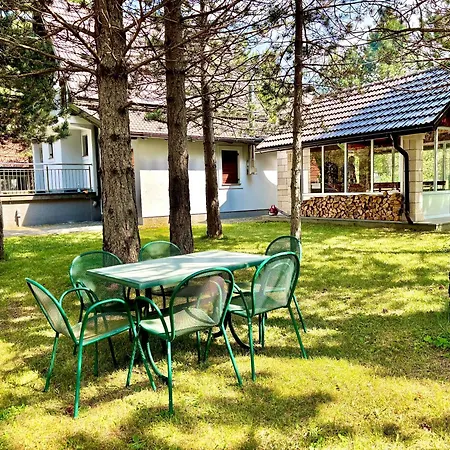 Casa de Férias Vikendica Leko